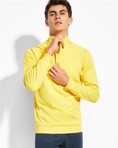 Ranglan stila sporta krekls