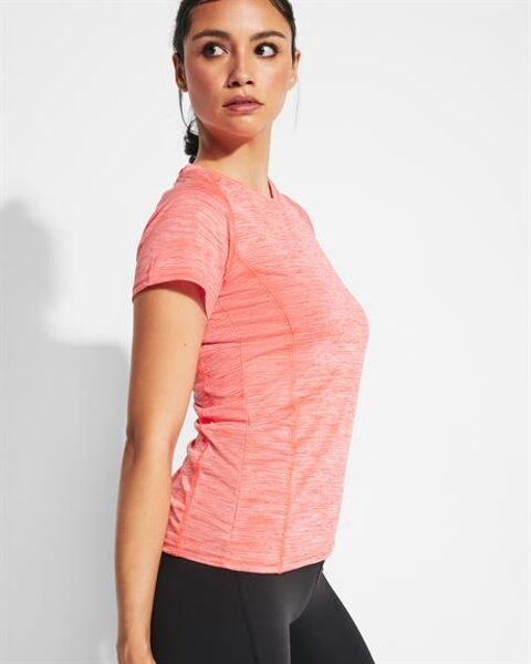 Sieviešu sporta reglāna piedurkņu t-krekls no poliestera auduma