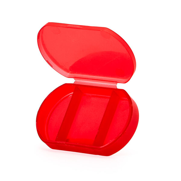 Tablešu kārbiņa ar trim nodalījumiem